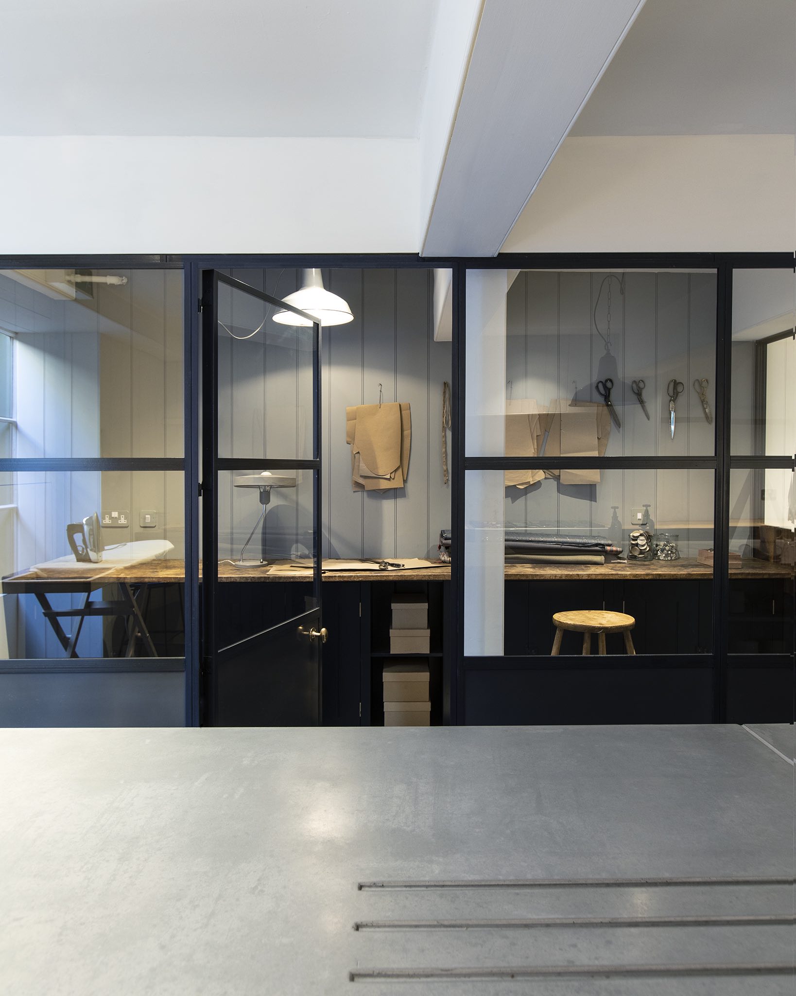Light | Colour | Texture | Space - Modular Screens